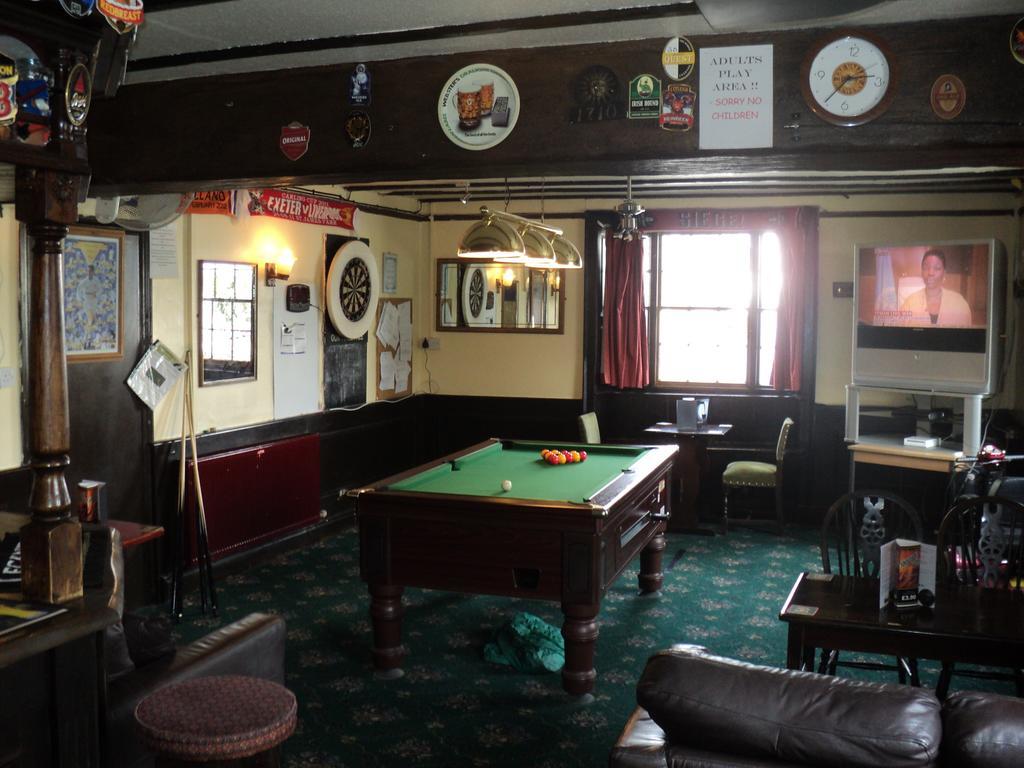Ostler Inn Uffculme 外观 照片