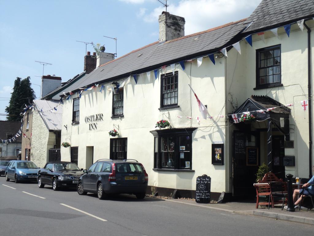Ostler Inn Uffculme 外观 照片