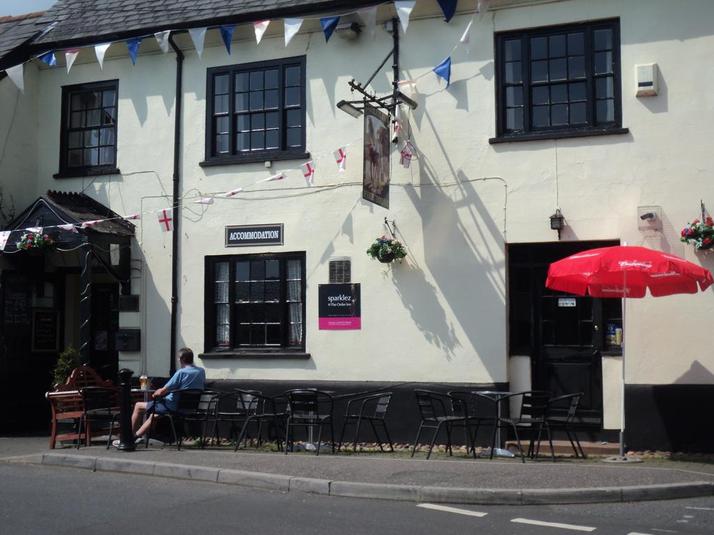 Ostler Inn Uffculme 外观 照片